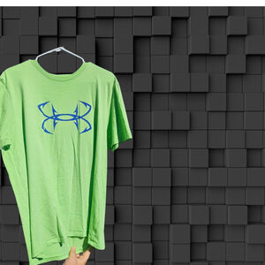 Men's Under Armour Green fishing hook loose heatgear T-Shirt XL